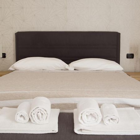 Vesevo Rooms เนเปิลส์ ภายนอก รูปภาพ