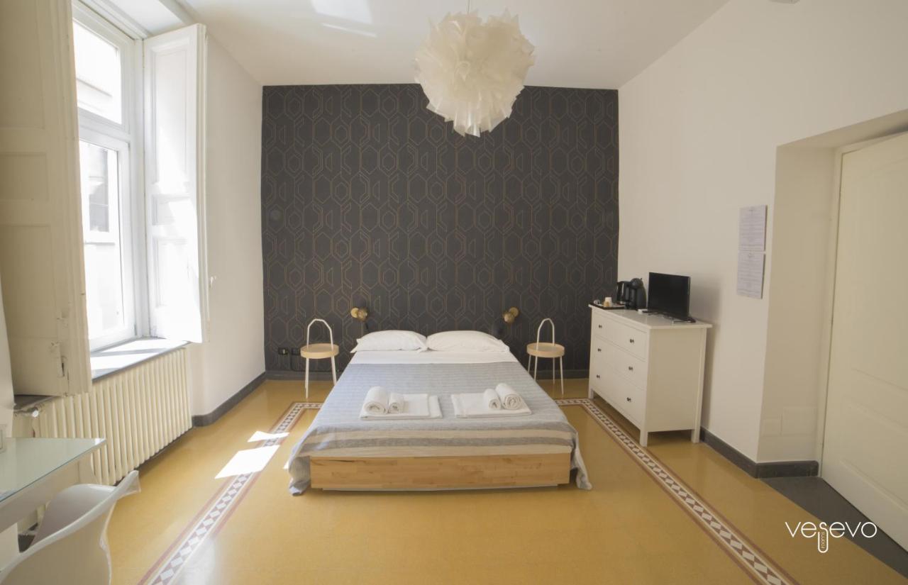 Vesevo Rooms เนเปิลส์ ภายนอก รูปภาพ
